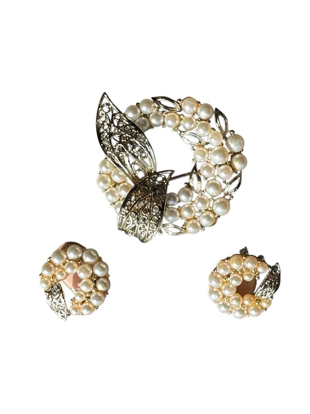 Vintage Lisner Faux Pearl Gold Tone Wreath Brooch & Clip On Earrings Set